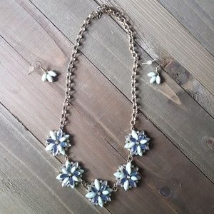 Light blue flower necklace w/ matching earrings